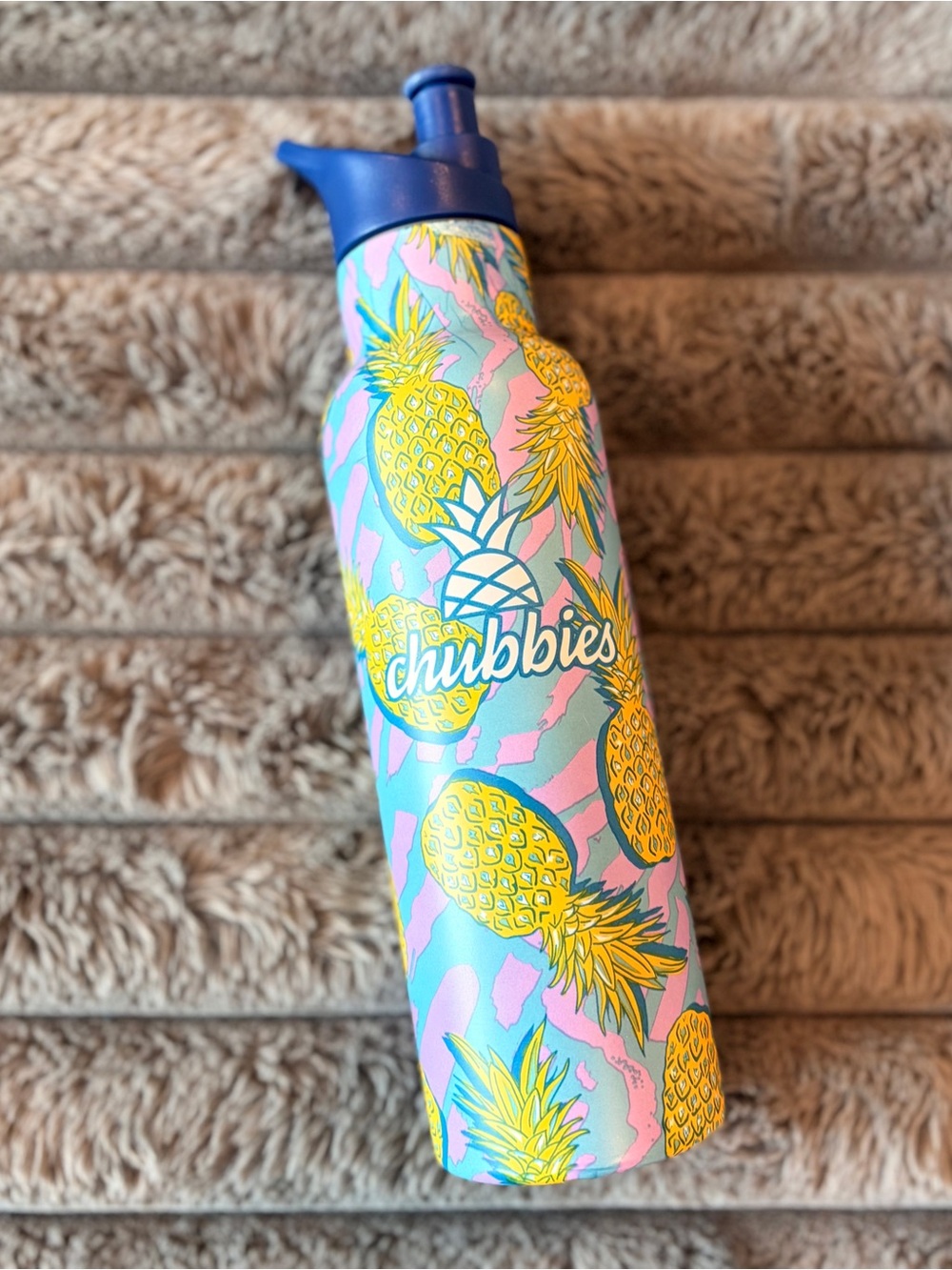 Chubbies pineapple print insulated water bottle